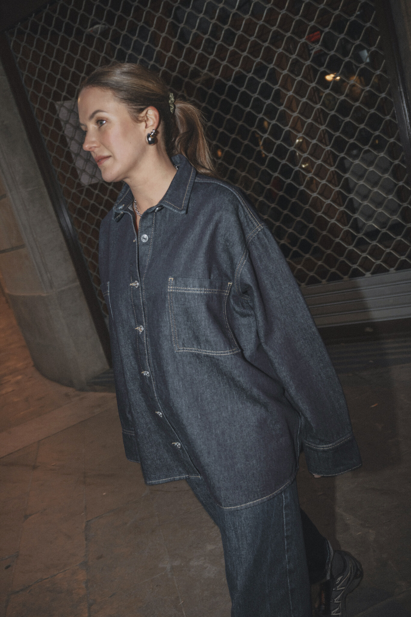 Les Soeurs Denimshirt Steven 7. Fan van denim, maar niet van voorspelbaar? Check. Dit kwalitatieve shirt combineert de co...