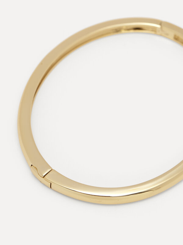 Les Soeurs Bangle bracelet Maura 2. An LBD for your wrist - because a good base is the beginning of everything! This gold...
