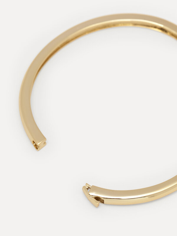 Les Soeurs Bangle bracelet Maura 3. An LBD for your wrist - because a good base is the beginning of everything! This gold...