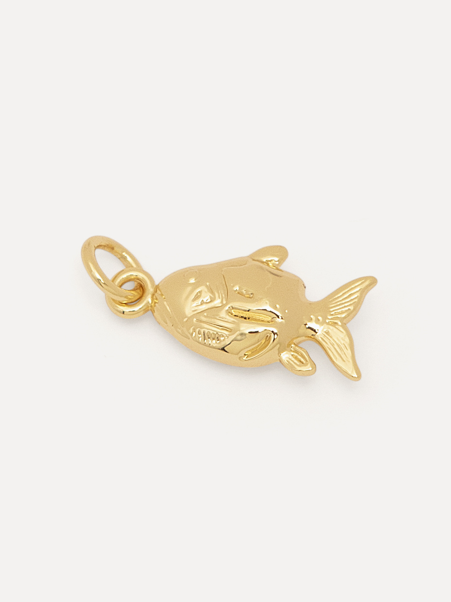 Les Soeurs Charm Fish 4. There are plenty of fish in the sea - but this charm is one you really don't want to let go of. ...
