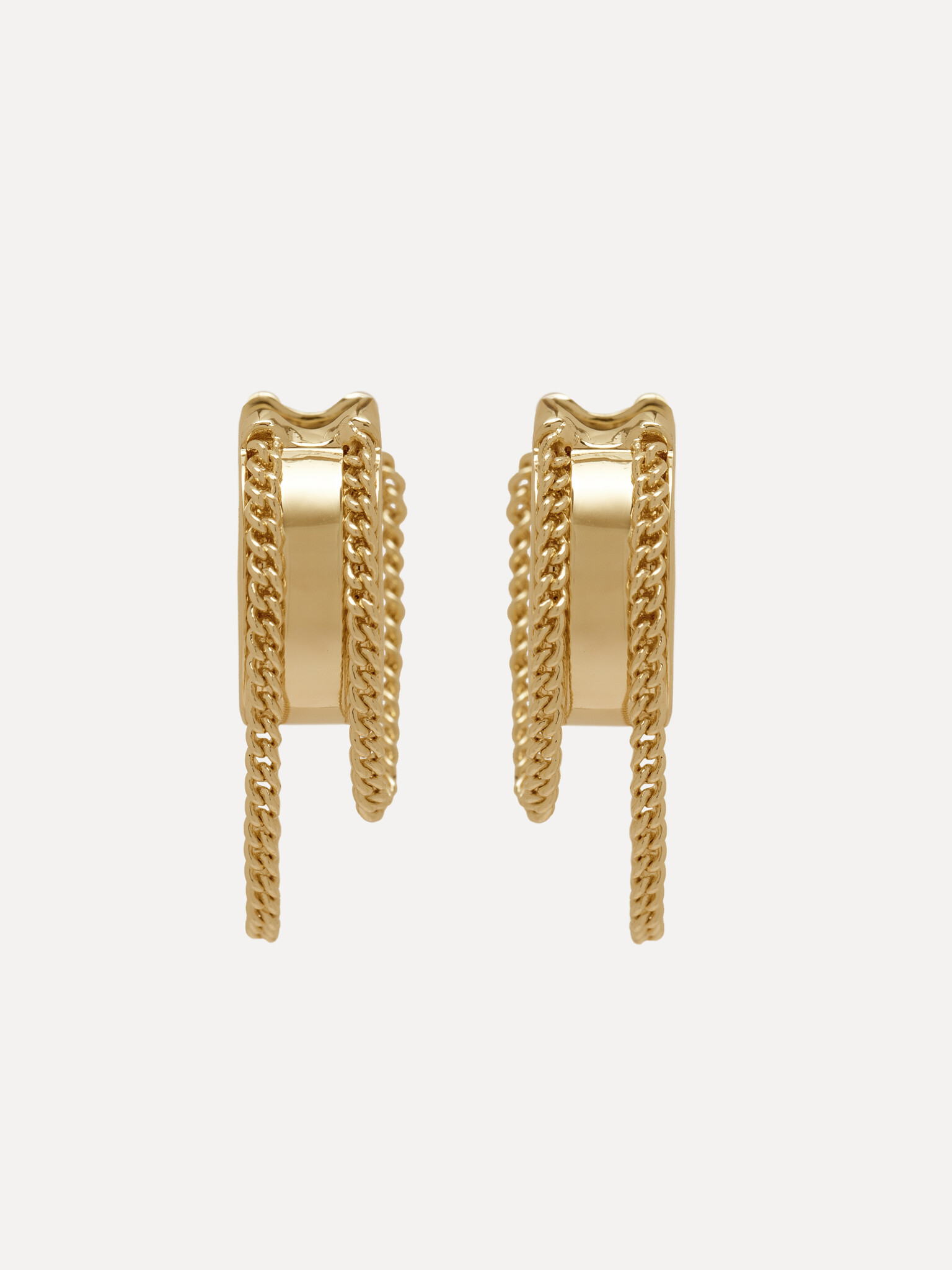 Les Soeurs Set de boucles d'oreilles Fara Chain 3. All that glitters is gold! Ces boucles d'oreilles légères avec des cha...