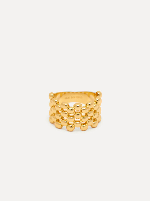 Les Soeurs Bague Claire Mesh 1. Parfaitement aligné! Cette bague accrocheuse, composée de quatre rangées de boules brilla...