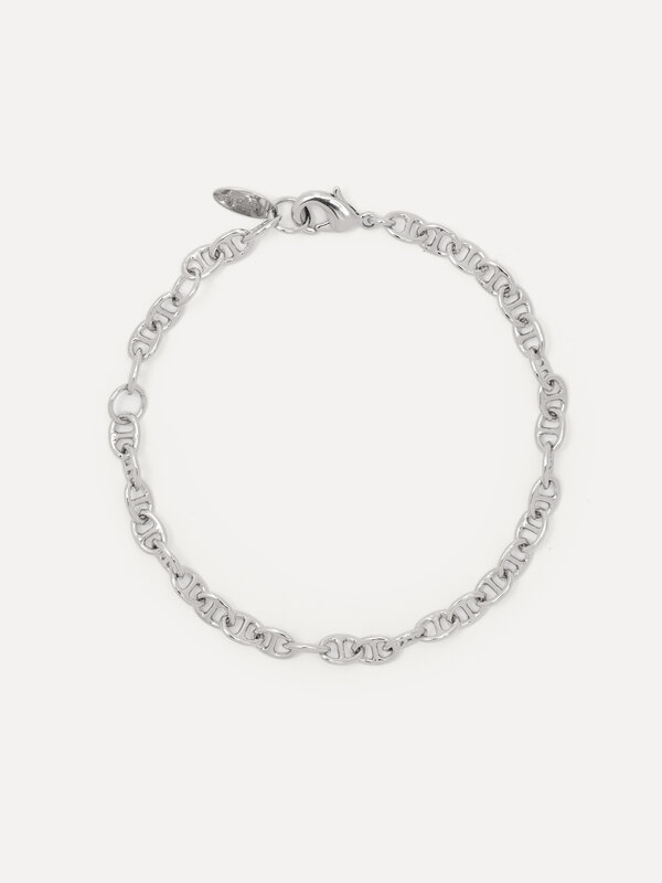 Les Soeurs Bracelet Mara Link Chain 2. Link up! This durable bracelet with traditional link pattern is made to last. The ...