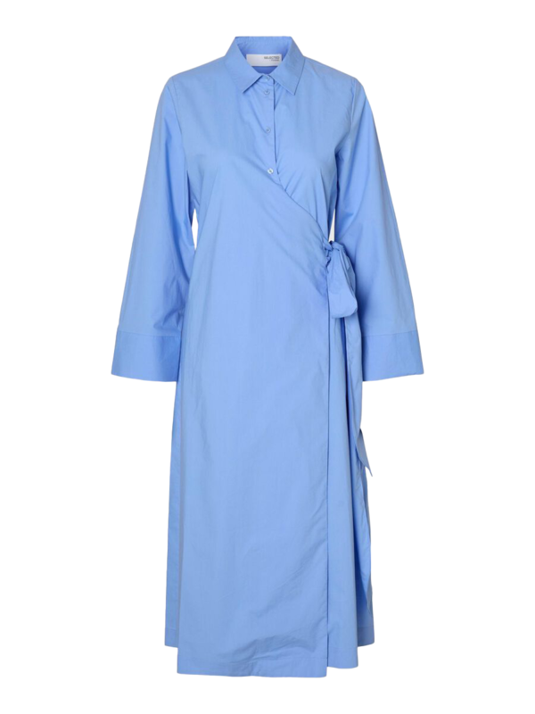 Selected Tailleur robe cache-coeur Aviana 2. Wrapped in blue! D'une couleur rappelant un ciel de printemps, cette robe ap...