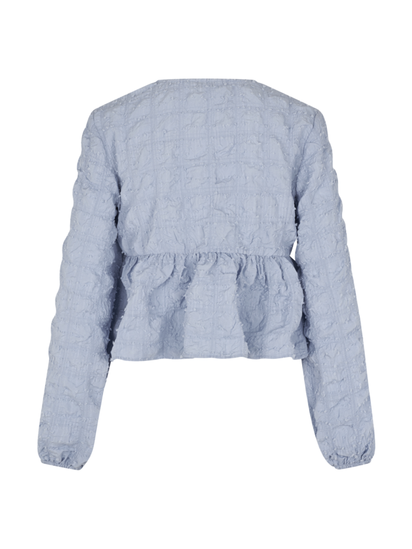 MBYM Chemise Miza Ohana 6. Dreamy in blue! Ce haut bleu poudré semble sorti d'un rêve. Le tissu aéré crée un look frais s...