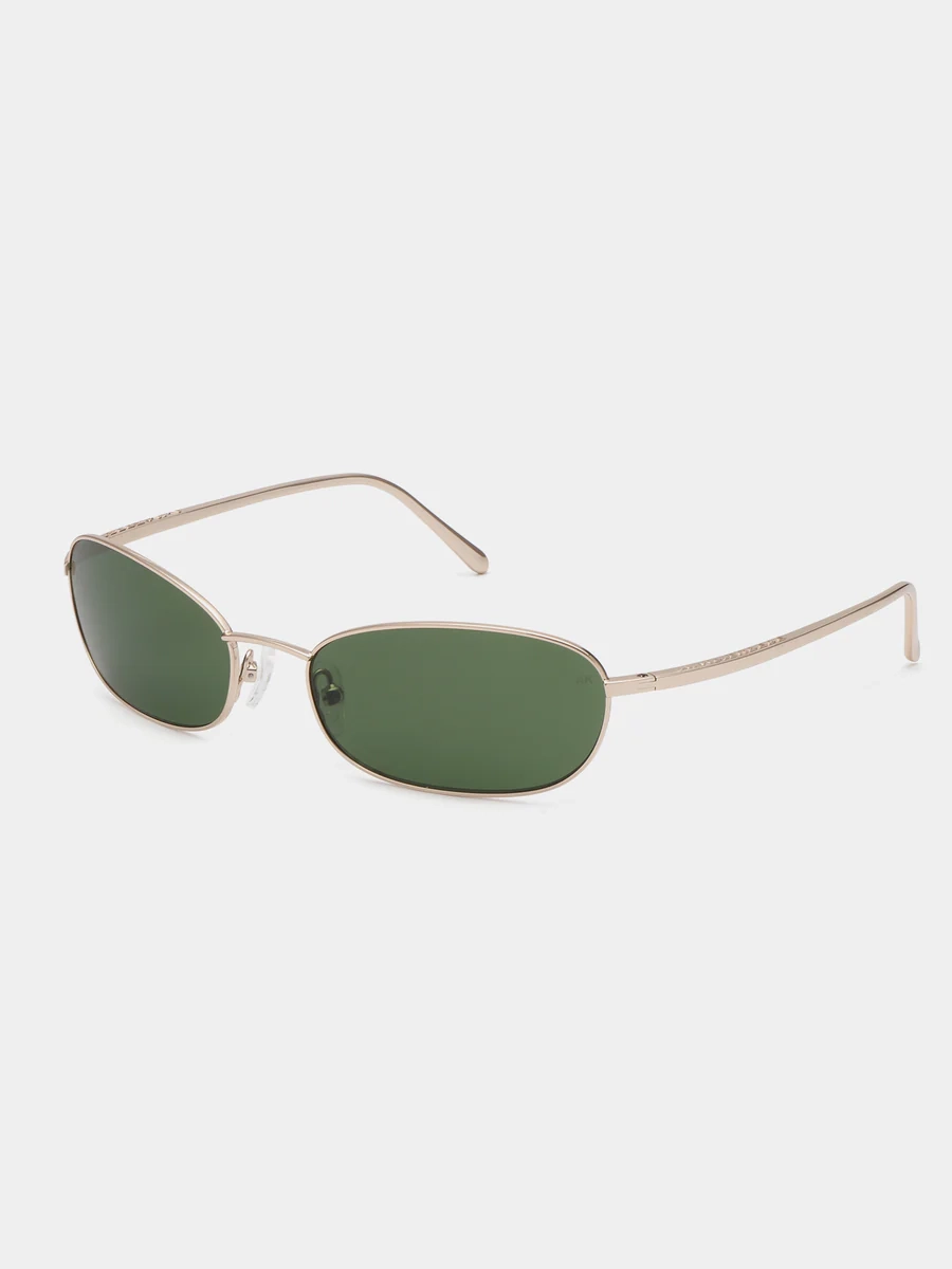 A.Kjaerbede Lunettes de soleil Jack 5. Tiny frames, big statement. Ces lunettes de soleil minces aux verres verts et à la...