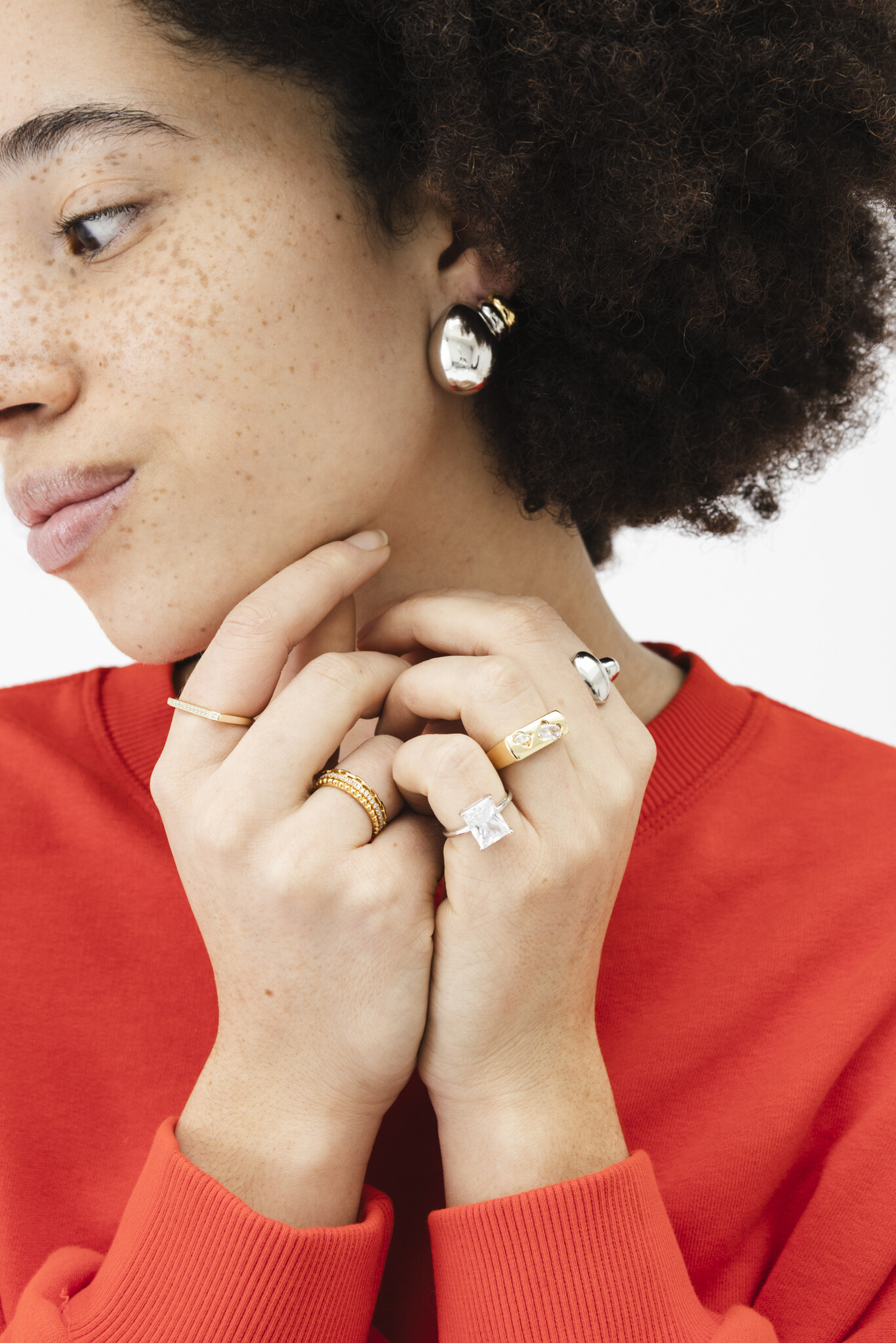 Les Soeurs Earrings Set Fara Chunky Drop 2. Want to give your look the ultimate finishing touch? No problem with these si...