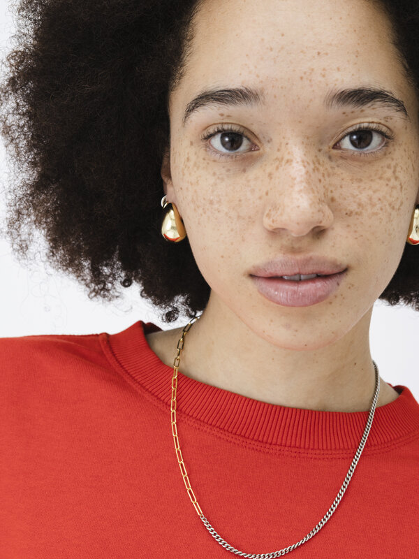 Les Soeurs Necklace Rana Mixed Chain 2. Mix it up! This two-tone necklace brings the best of your favorite metals togethe...