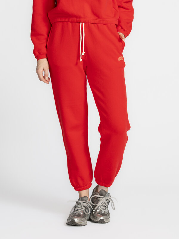 American Vintage Joggers Izubird 4. Fancy a pair of statement sweatpants? This one is just what you're looking for. In a ...