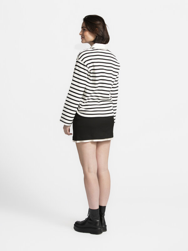 Selected Polo longsleeve Wada 3. L'essence du style français? Ce polo à manches longues a tout prévu! Grâce à ses rayures...