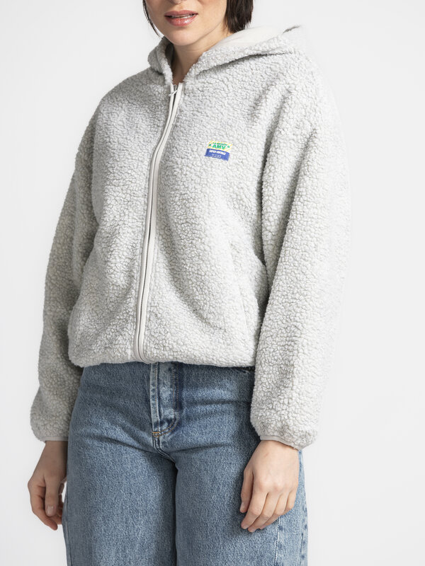 American Vintage Sweat à capuche zippé Hoktown 3. Teddy time! Ce sweat à capuche dans une douce teinte grise est le compa...