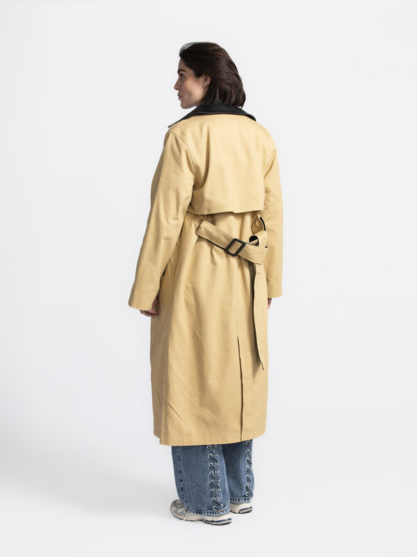 Edited Trench coat Reese 4. Rain check! This trench coat will bring a smile to your face even when the weather's grey. Th...