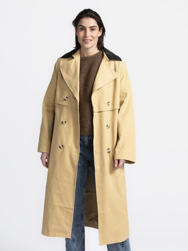 Edited Trench coat Reese 6. Rain check! This trench coat will bring a smile to your face even when the weather's grey. Th...
