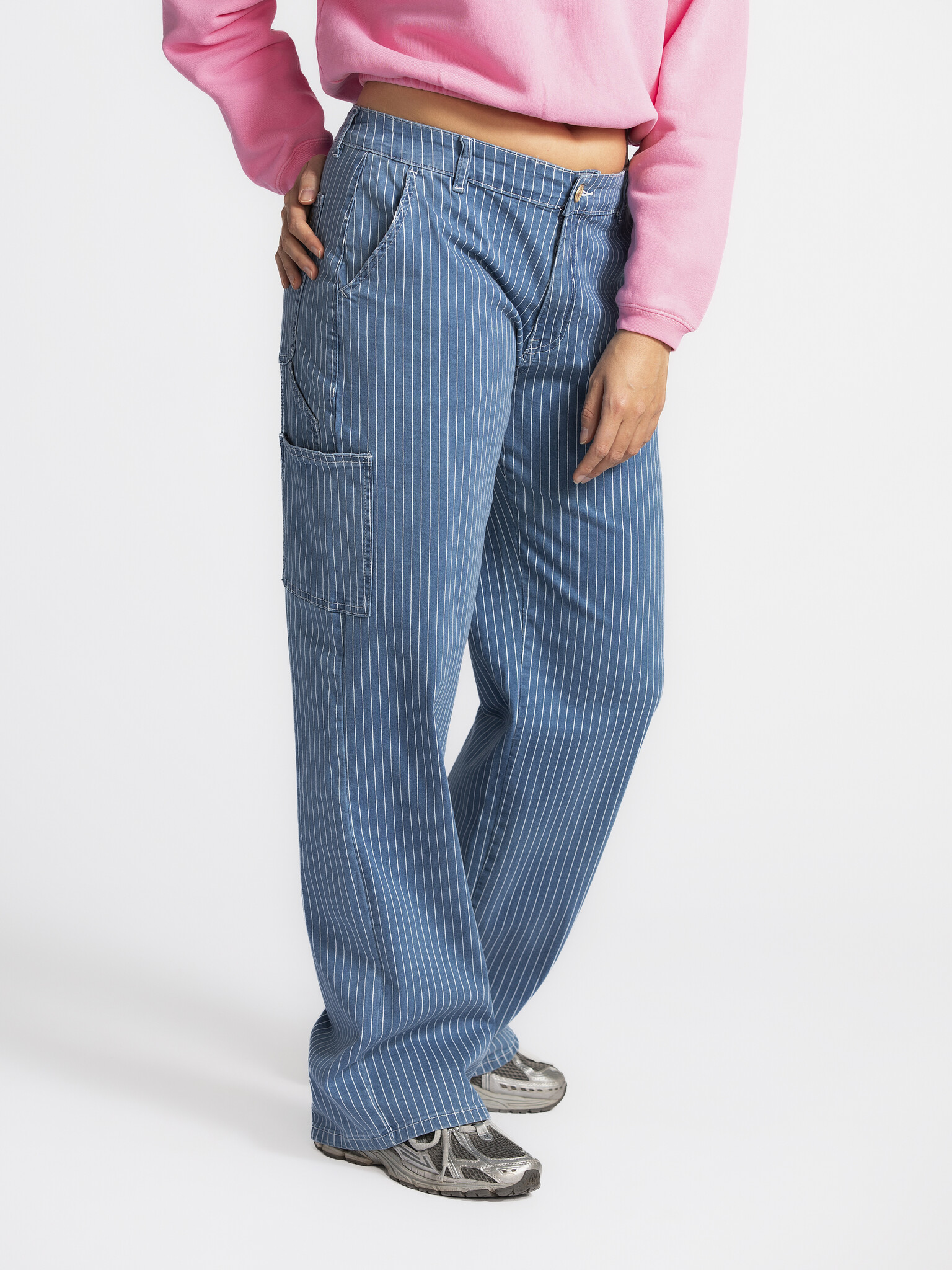 Sofie Schnoor Striped trousers Gitte 3. Baggy meets stripey! These pants set the bar high for any laid-back outfit. The c...