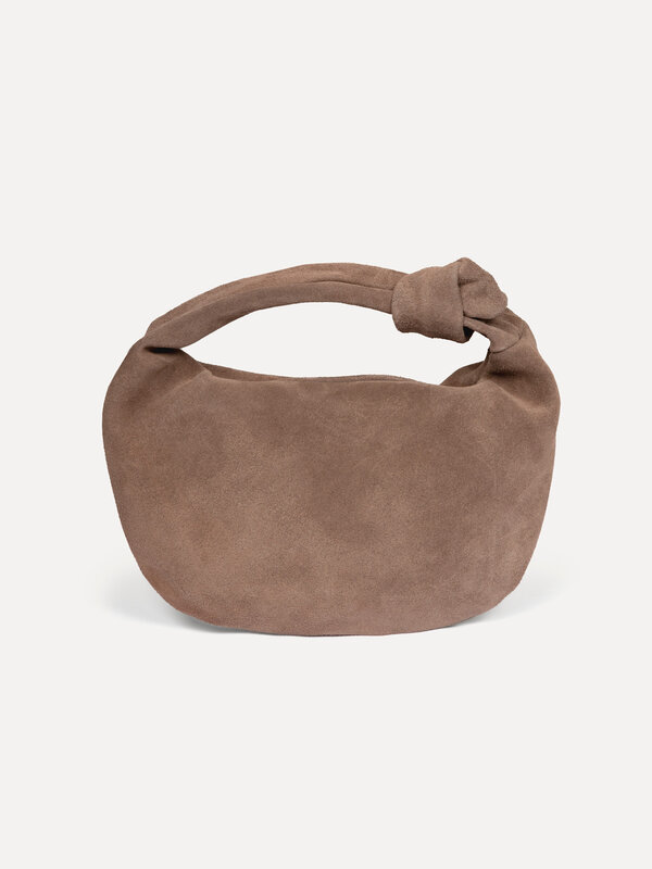 Le Marais Sac à main en daim Olivia 5. What’s (k)not to love? Ce sac en suède brun doux est l’excuse parfaite pour agrand...