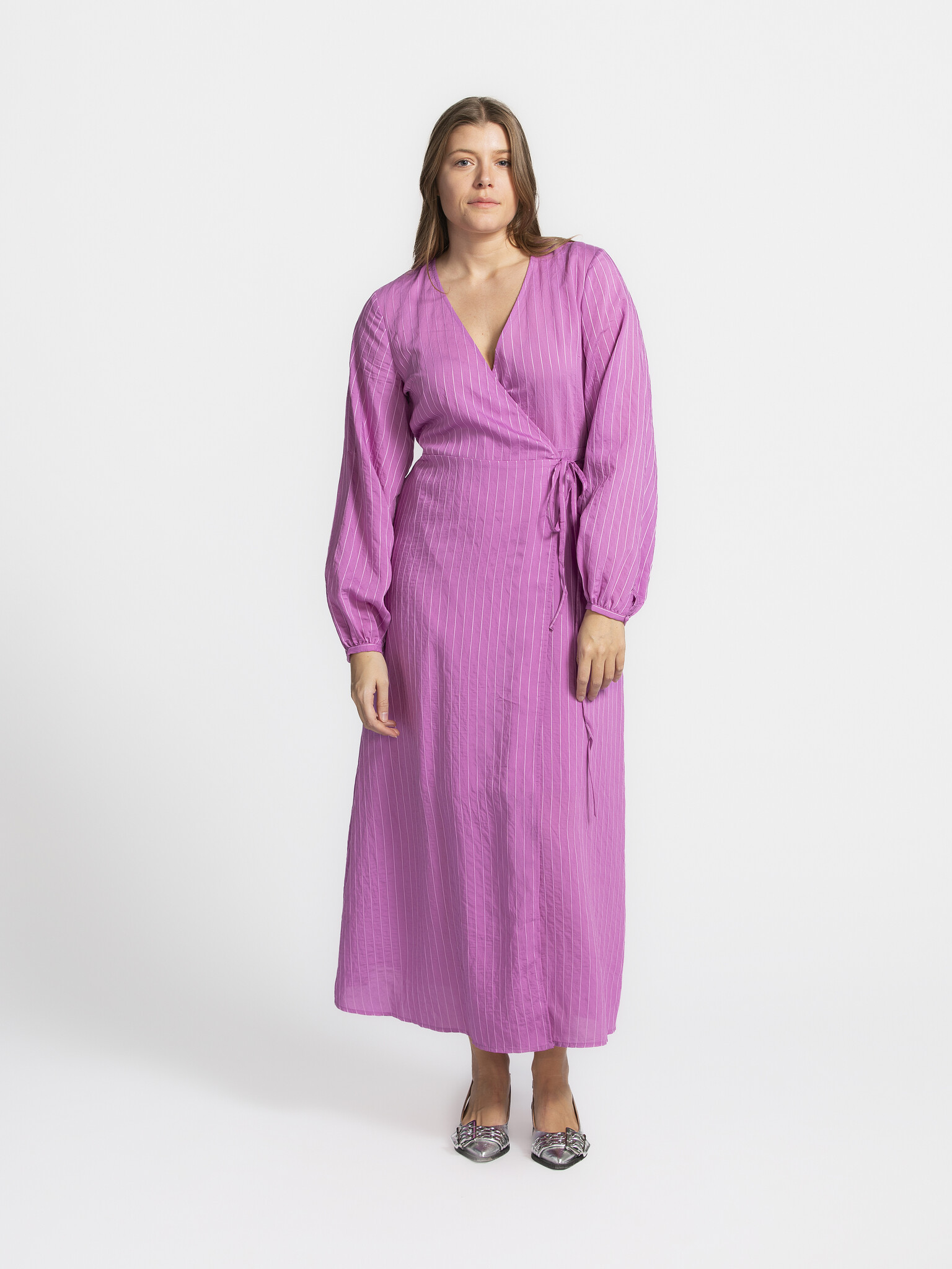 Selected Ankle wrap dress Lucia-Susie 1. Spring fling! This dress brings spring into your wardrobe and solves your outfit...