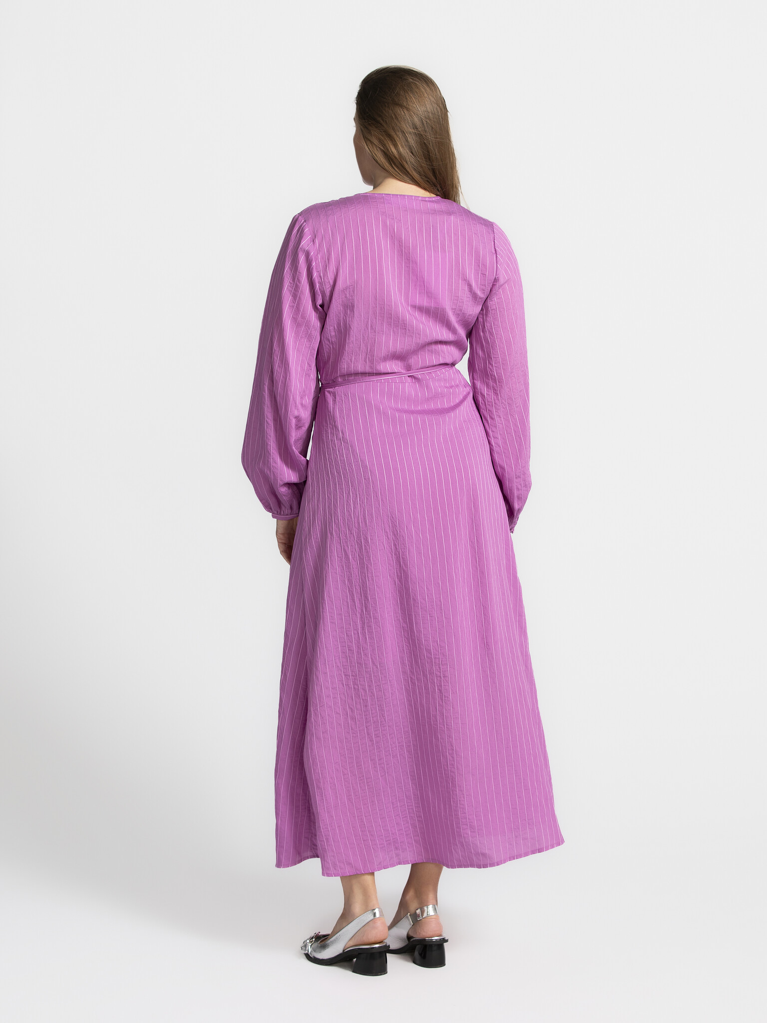 Selected Ankle wrap dress Lucia-Susie 2. Spring fling! This dress brings spring into your wardrobe and solves your outfit...