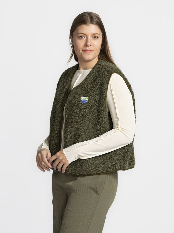 American Vintage Sleeveless vest Hoktown 1. This Hoktown vest is an essential in your collection. Versatile and distincti...