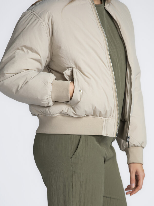 Selected Padded bomber jacket Emma 6. Sporty spice! This bomber jacket wins on all counts. The lightweight nylonshell tur...