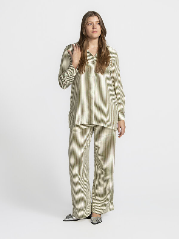 Les Soeurs Striped shirt Daniel 1. Not in the mood for heavy fabrics or eye-catching prints? This green and white striped...