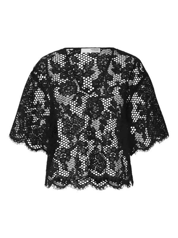 Selected Kanten crop top Milly 2. Show some lace! Maak kennis met dé top waar je garderobe op wacht. Een zwarte tint die ...