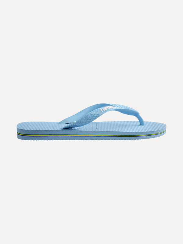 Tongs Havaianas Brasil Logo 2. Havaianas bleu ciel - les seules tongs qui restent confortables tout l’été. Leur secret? U...
