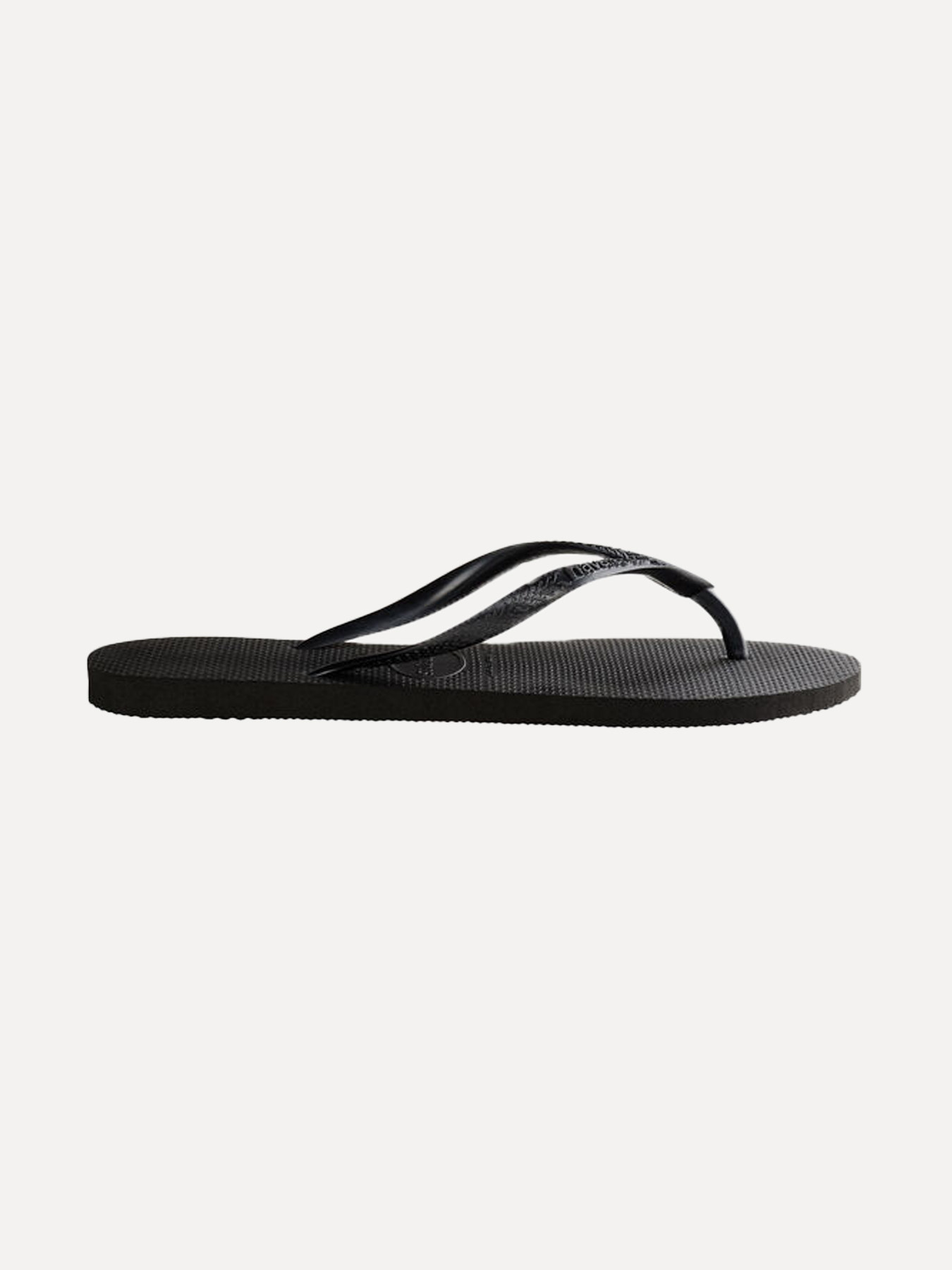 Havaianas Slim 2. Deze zwarte Havaianas zijn je zomerse must-have! Anders dan gewone teenslippers bieden ze langdurig dra...