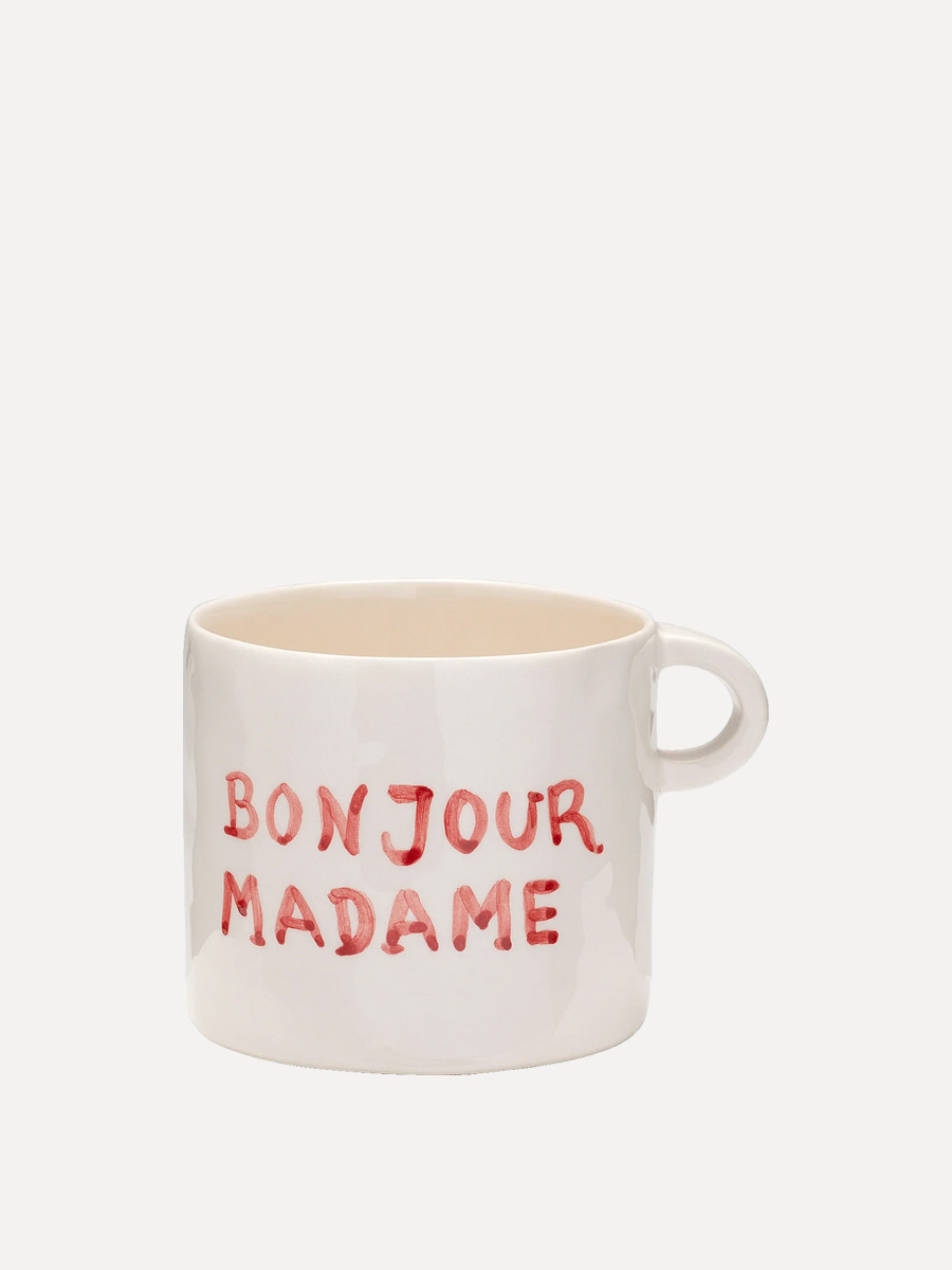 Anna + Nina Tasse Bonjour Madame 1. She-sais quoi! Avec ses lettres rouges sur céramique blanche, ce mug ‘Madame’ au desi...