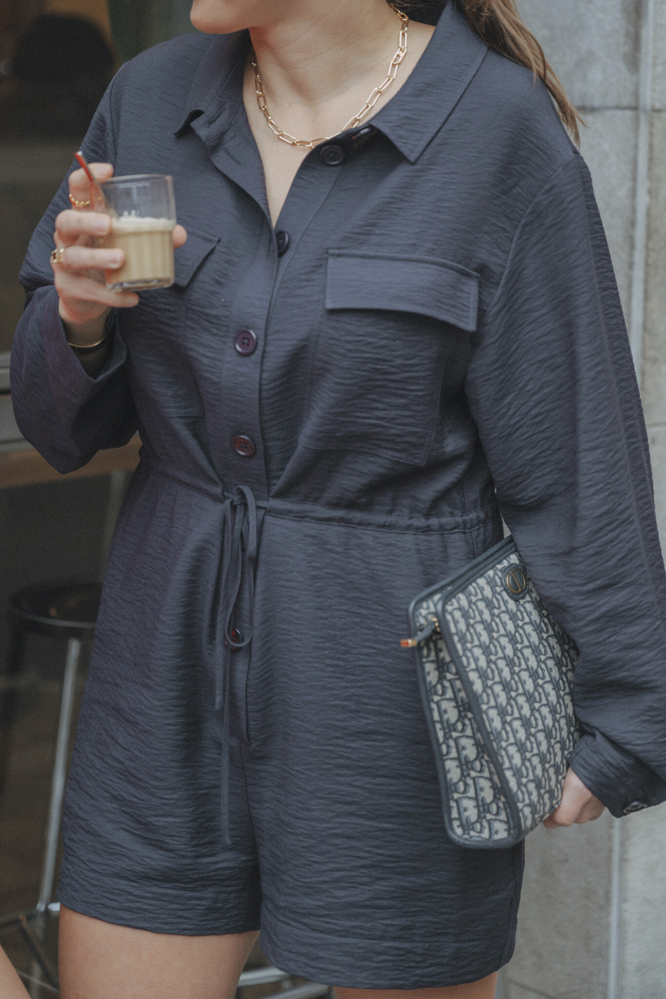 Les Soeurs Playsuit Charlize 4. All eyes on navy! This playsuit is cleverly designed: the classic collar adds class to yo...