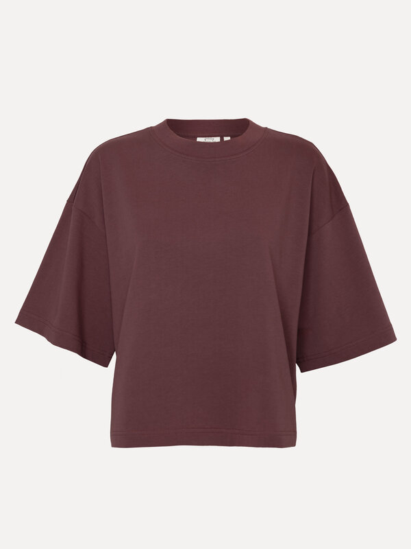 Les Soeurs Boxy T-Shirt Tiara 1. Burgundy is back – deze katoenen T-shirt met boxy fit en ronde hals geeft een frisse twi...