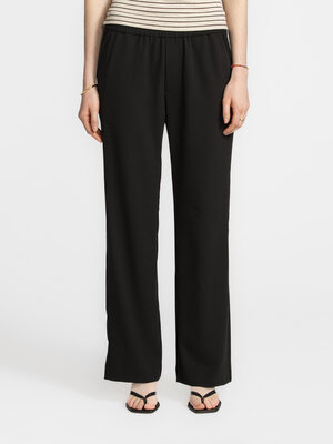 Pantalon Phillipa Edviwa. Simple et sophistiqué, mais ludique, ce pantalon mérite sans aucun doute une place sur votre li...