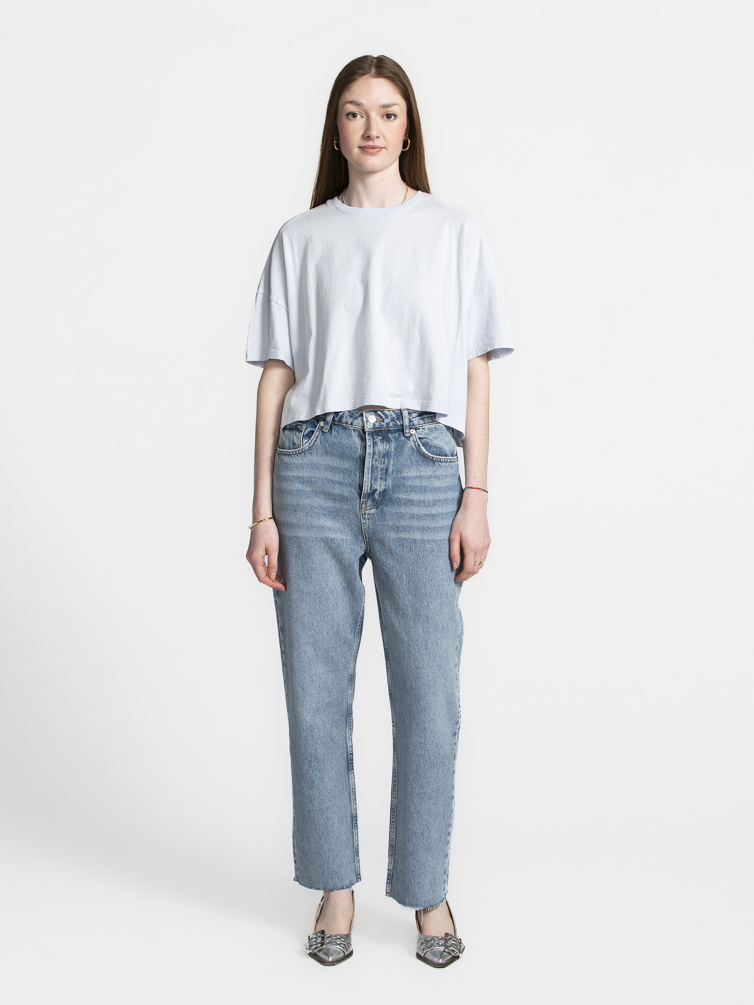 Les Soeurs Straight jeans Cruz 3. Not too tight, yet definitely striking: these cropped jeans show off your good taste as...