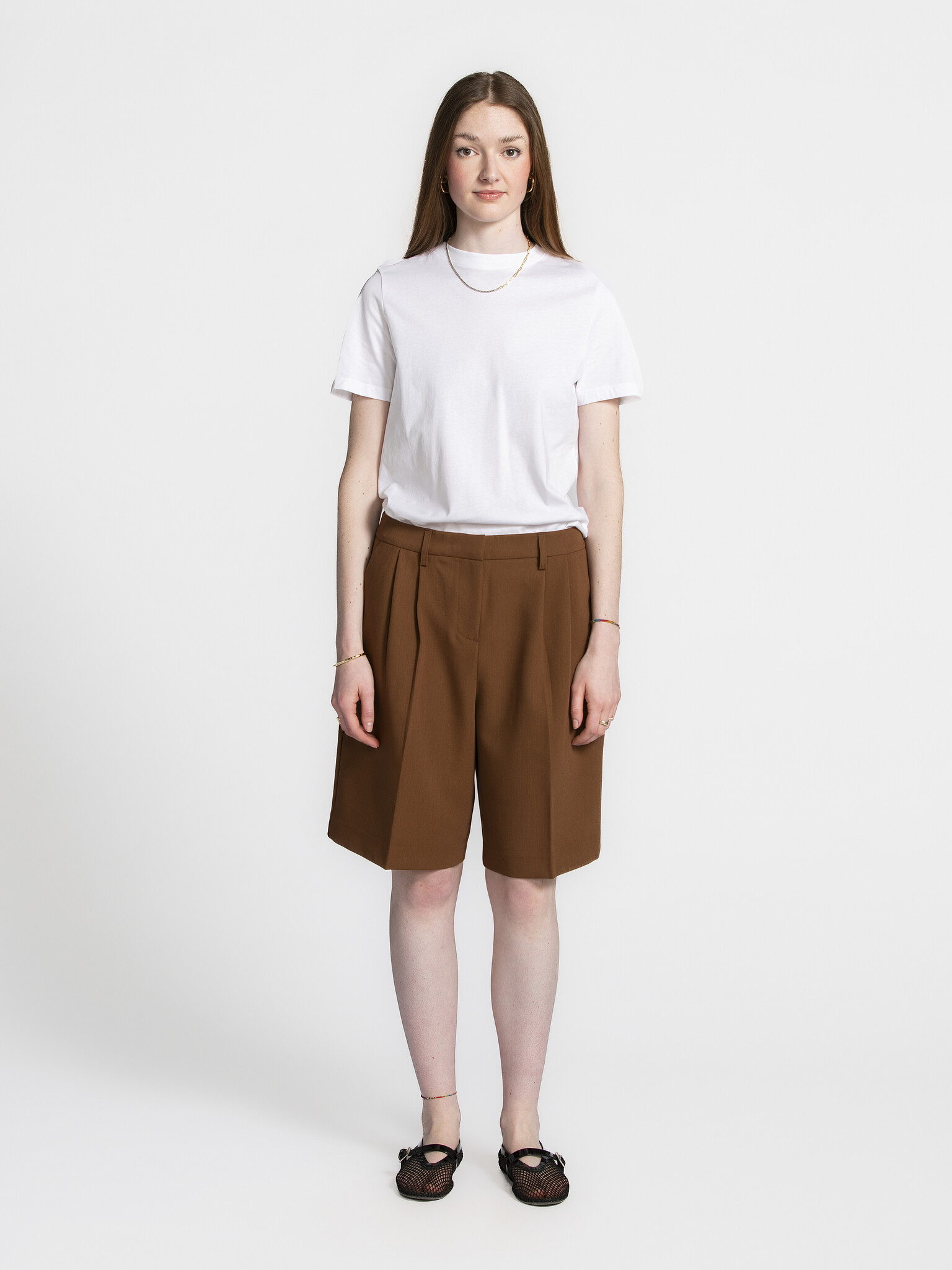 Selected basic T-shirt My Essential 3. Back to basics - mais en mieux! Ce t-shirt classique prouve qu’avec du coton doux,...
