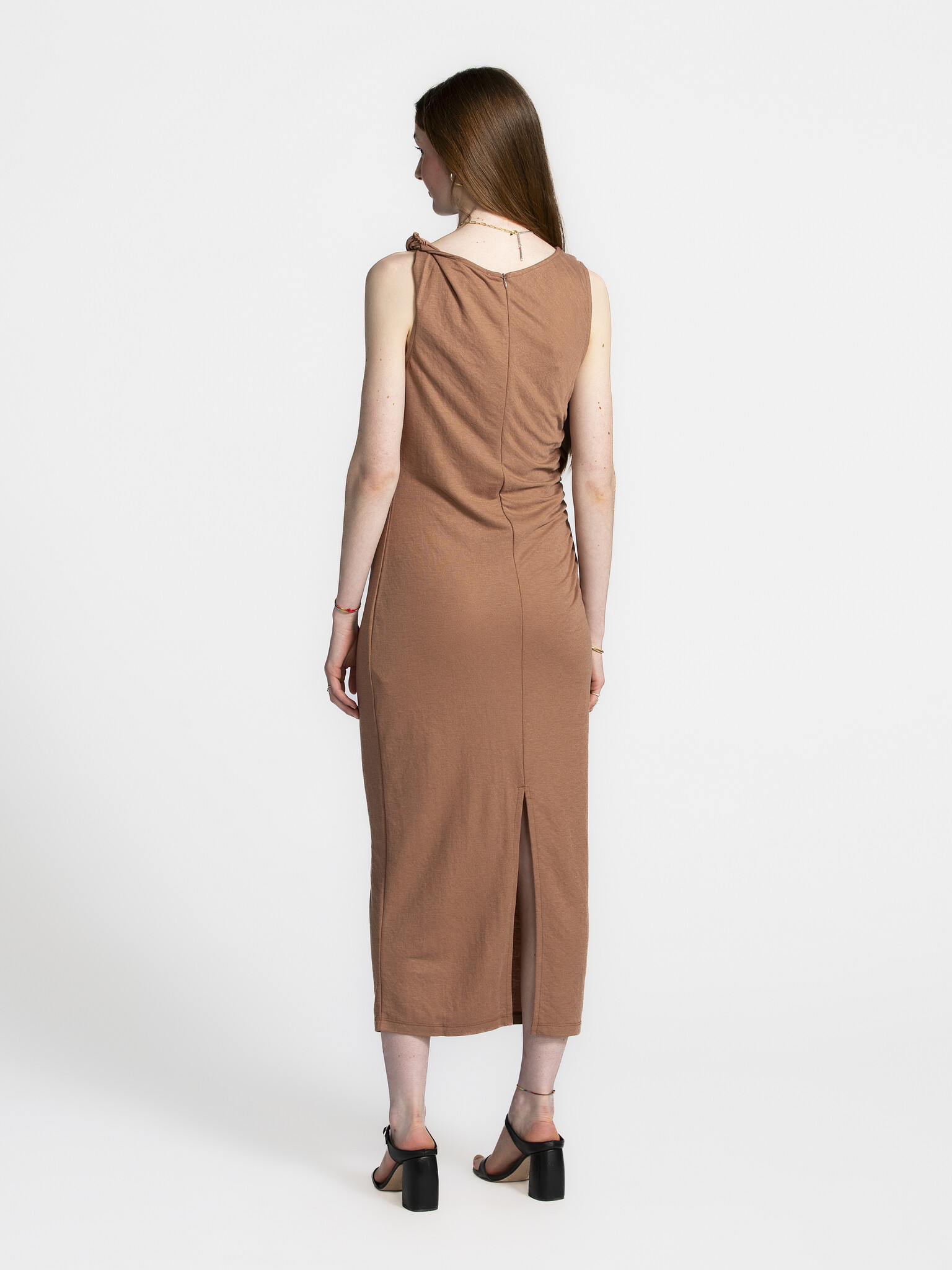 Edited Draped dress Ryan 5. Draped for the day. This dusty pink dress flows with effortless elegance. Pair with heels for...