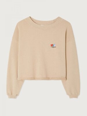 Pull Atubay. Baggy beige – ce pull léger est le parfait allié de mi-saison. Encolure bateau, logo discret et finition rac...