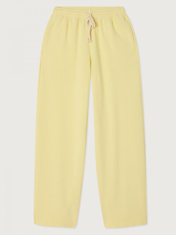 American Vintage Jogging Ytibay 2. Lazy lemon – jouw nieuwe favoriete jogging. Deze zachte, lichtgele joggingbroek straal...