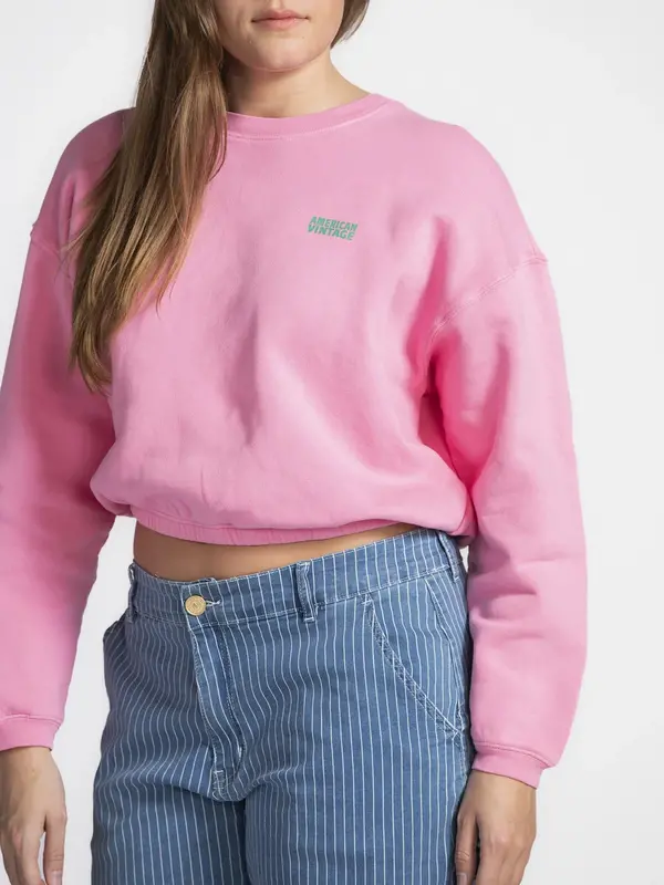 American Vintage Sweat Izubird 5. Feeling pink? This sweat with subtle logo makes relaxing even more fun. The fresh pink ...