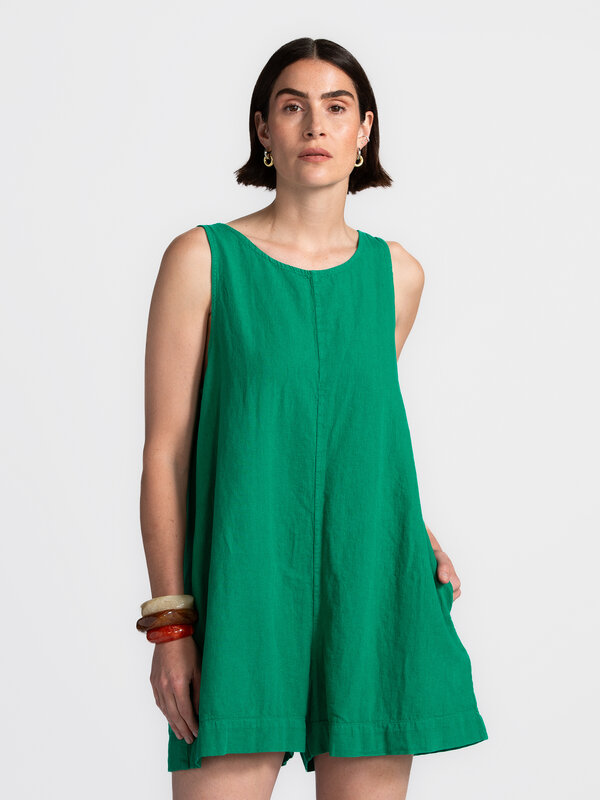 American Vintage Sleeveless playsuit Toyabay 3. Time to play – This sleeveless playsuit is your ultimate summer go-to. It...