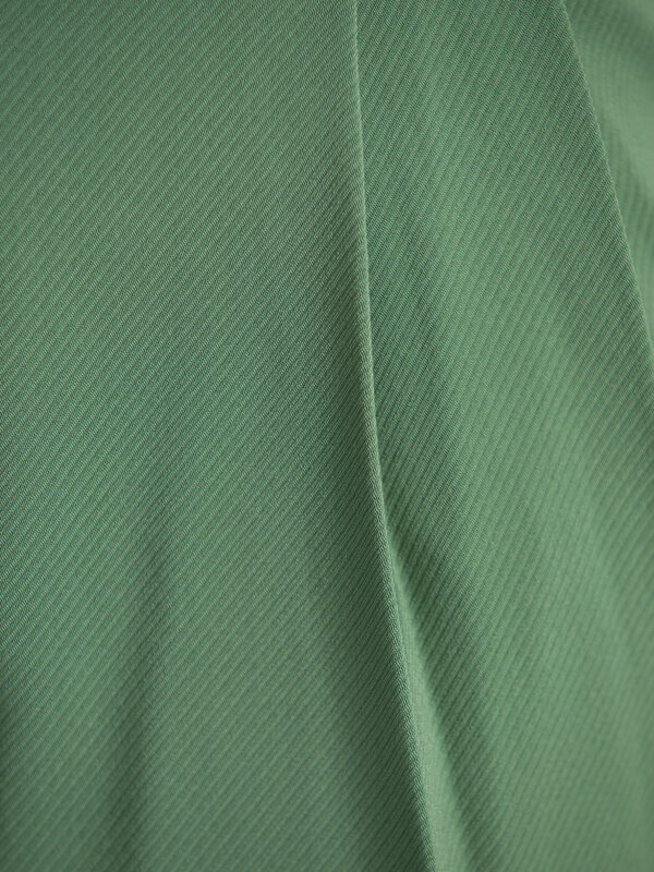 Les Soeurs Pantalon à pinces Johnny 6. Pleats please! Êtes-vous prête pour l'ultime mise à jour printanière? Ce pantalon ...
