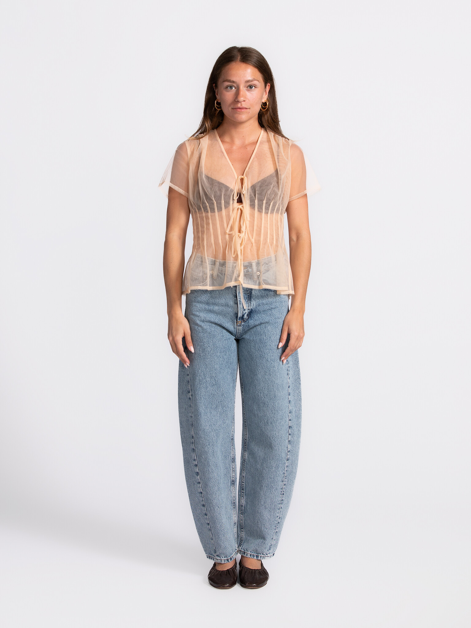 Sofie Schnoor Chemisier transparent Cenia 4. Blush assuré ! Cette blouse transparente séduit par sa teinte délicate et se...