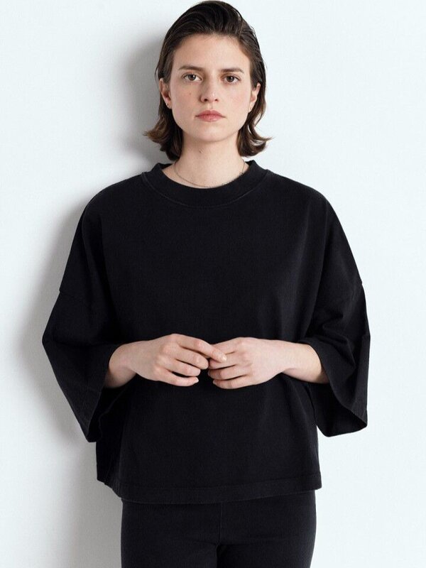 American Vintage Oversized T-Shirt Afoma 2. Cool et confortable - ce T-shirt oversize noir délavé est doux grâce à son co...