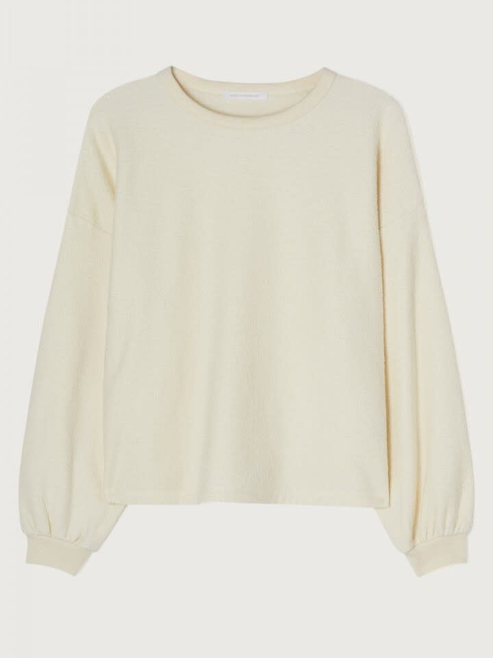 American Vintage sweater Bobypark 2. Teddy vibes all day! Ga voor cosy chic met deze zachte trui in een warme crèmekleur....