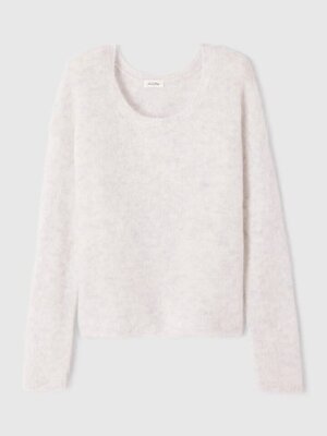 Pull Nuny. Soft spot. Deze ultrazachte trui in een lichte alpacamix voelt luchtig aan op de huid. De subtiele U-hals en s...