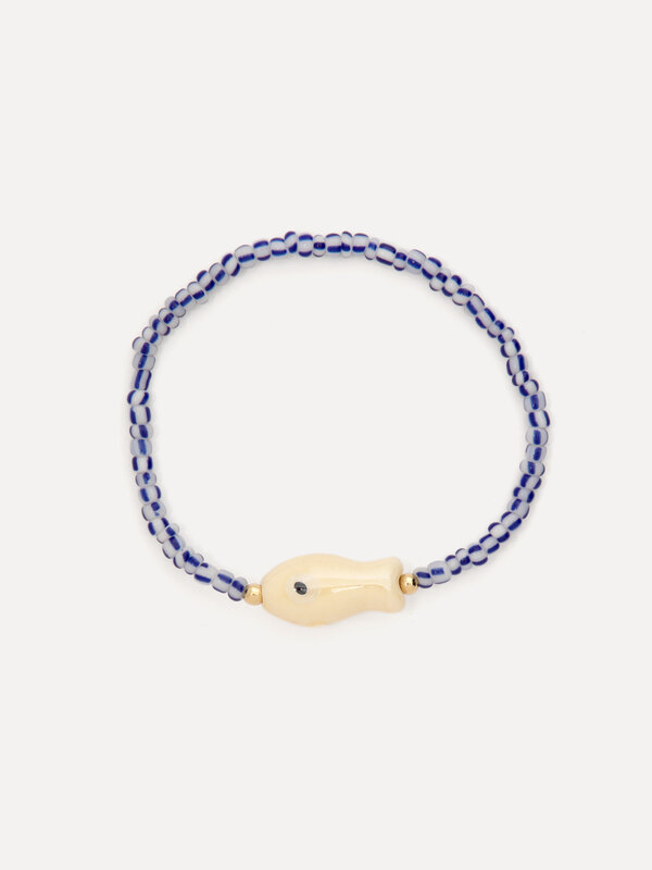 Les Soeurs Bracelet Lara fish 1. Catch the vibe! This stretchy bracelet with blue and white beads and a cute fish charm r...