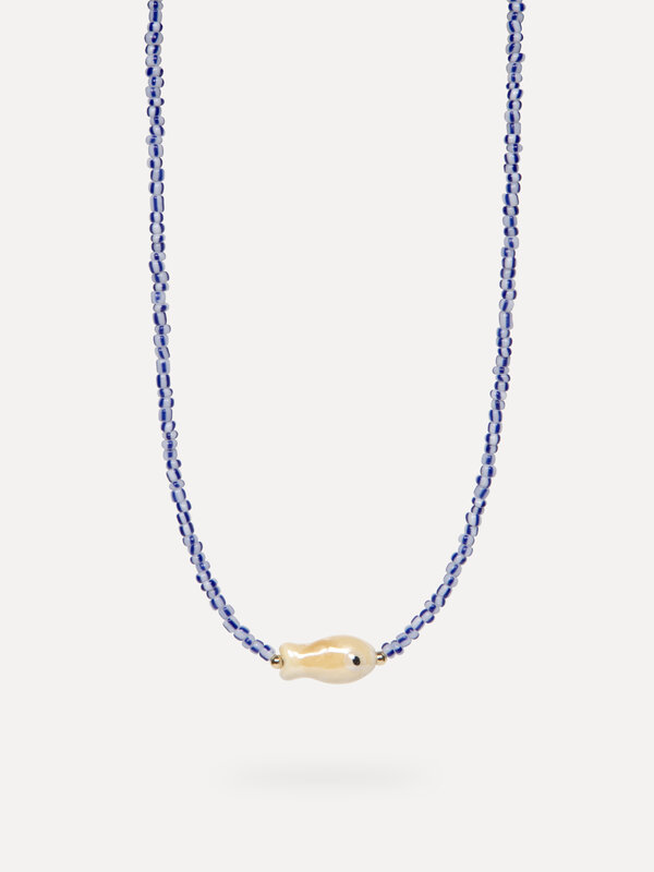 Les Soeurs Beaded necklace Ariel fish 1. The perfect finishing touch for your summer look: this elegant necklace with blu...