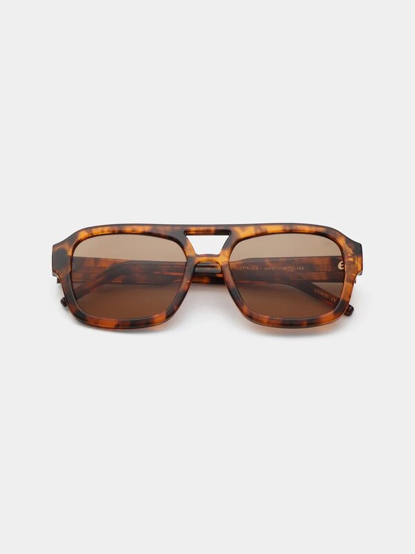 A.Kjaerbede  Sunglasses Kaya 6. Everyone needs a Kaya sunglasses. This sunglasses is an oversized aviator frame inspired ...