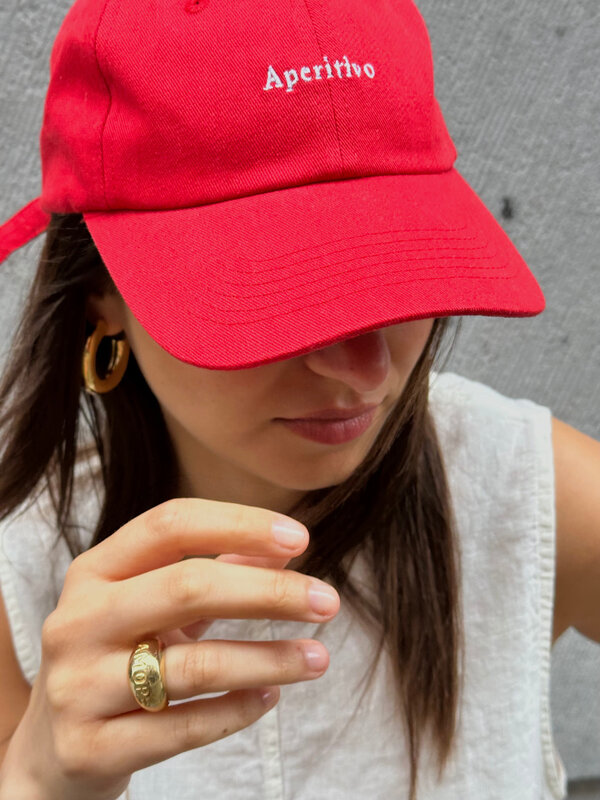 Les Soeurs Cap Poppy Aperitivo 1. This bold red cap with 'Aperitivo' embroidery brings instant summer vibes. Wear it with...