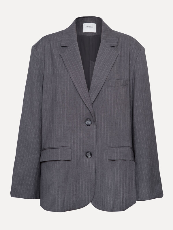 Les Soeurs Krijtstreep blazer Momo 2. Pinstripe power. Deze donkergrijze blazer met krijtstreep geeft elke outfit a touch...