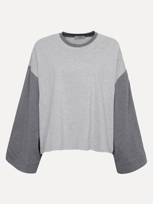 T-shirt à manches longues Merel. Shades of grey. Ce longsleeve boxy au look bicolore offre un contraste subtil et une tou...