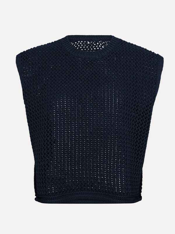 Les Soeurs Gebreide top Mori 2. Navy never looked this good. Deze mouwloze top in grofgebreide tube yarn heeft een losse ...